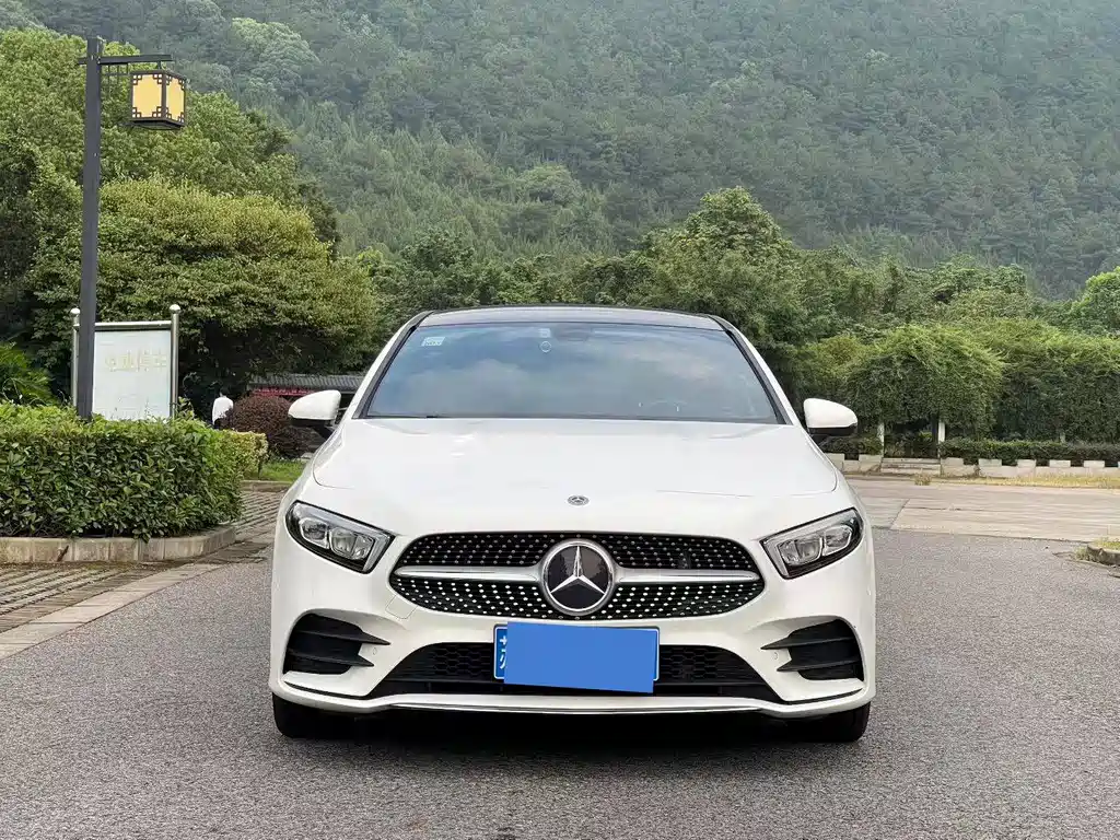 Mercedes-Benz A-Class — миниатюра 2