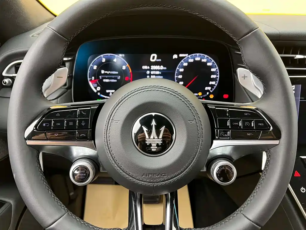Maserati Grecale — миниатюра 8