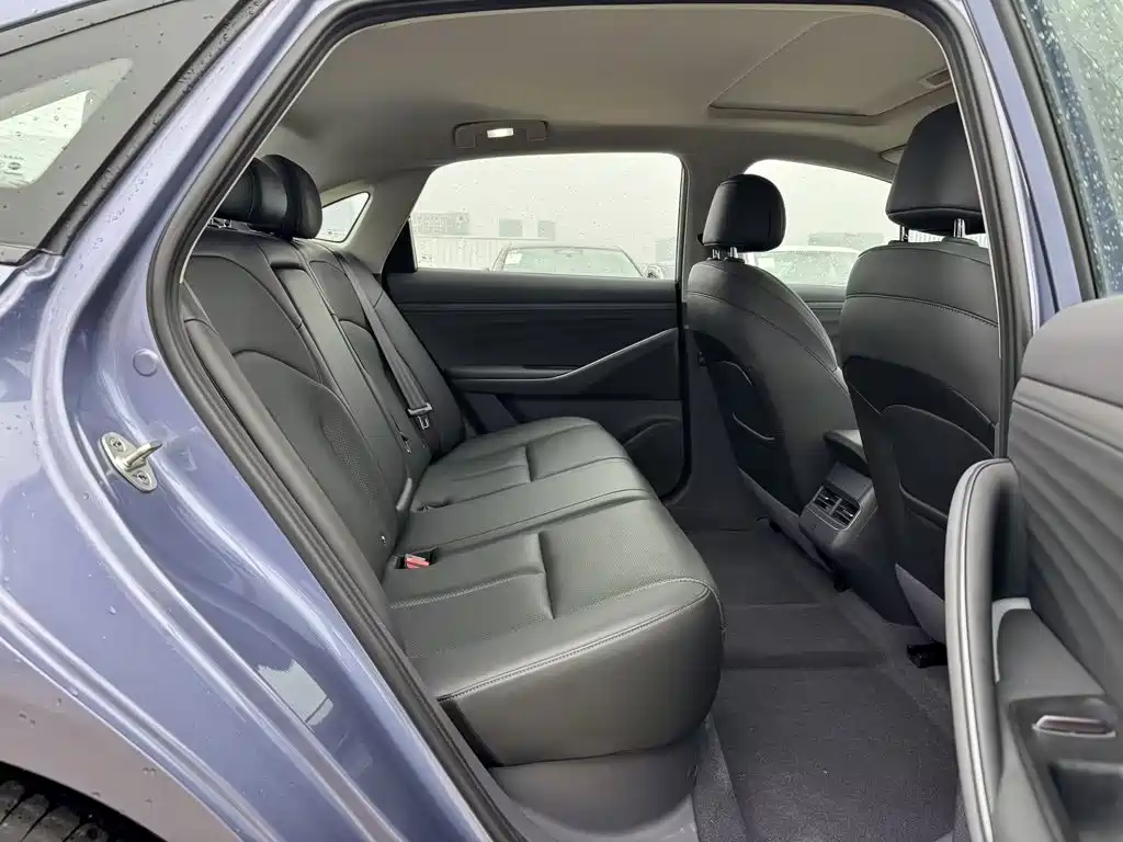 Nissan N6 - фото 14