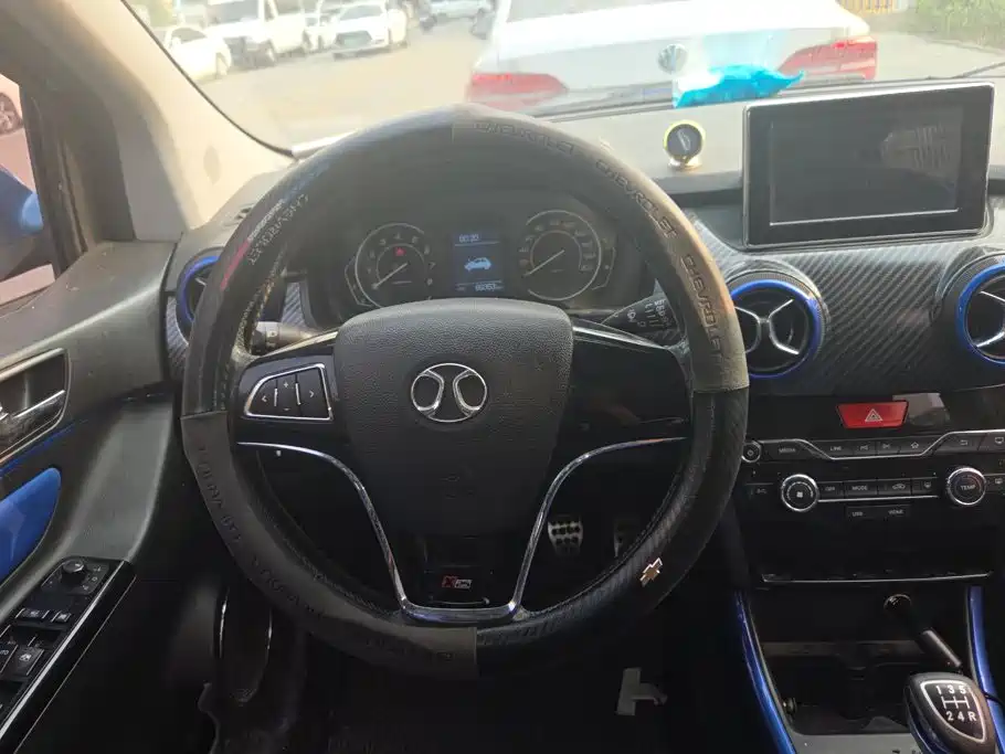 BAIC Senova X25 — миниатюра 15