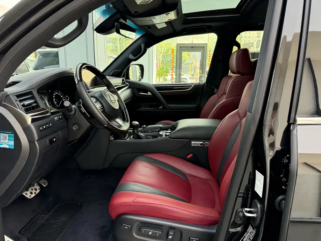Lexus LX 2019 570