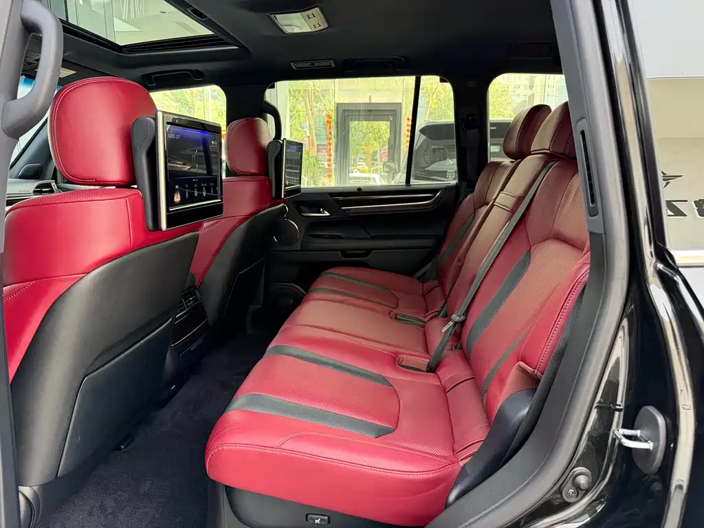 Lexus LX 2019 570