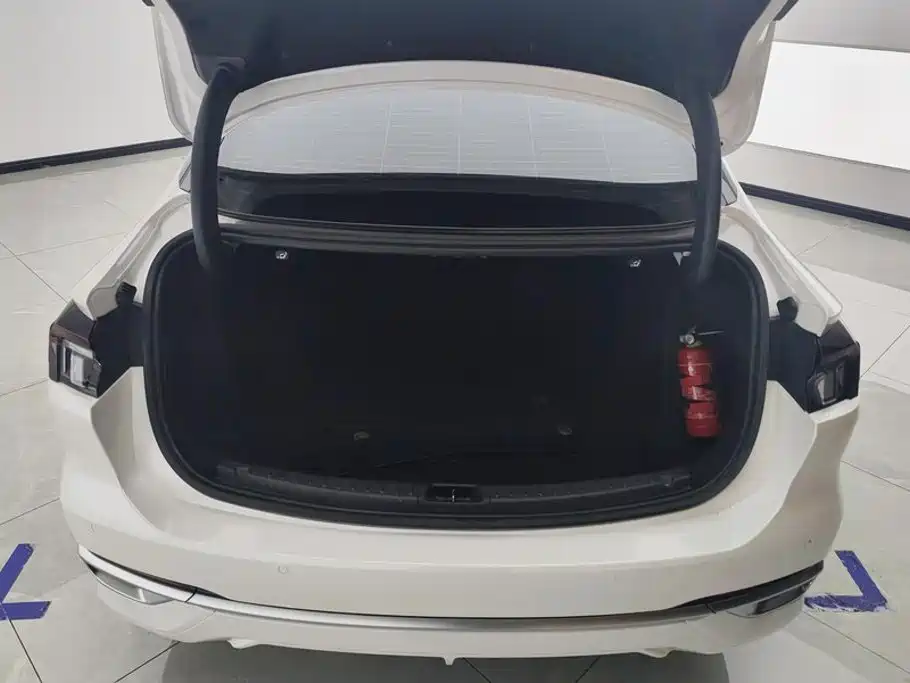 Ford Mondeo — миниатюра 4