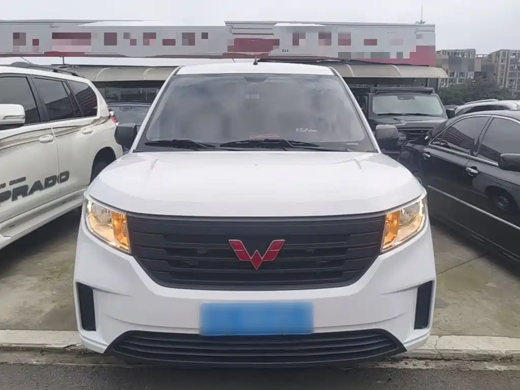 Wuling Hongguang PLUS — миниатюра 3