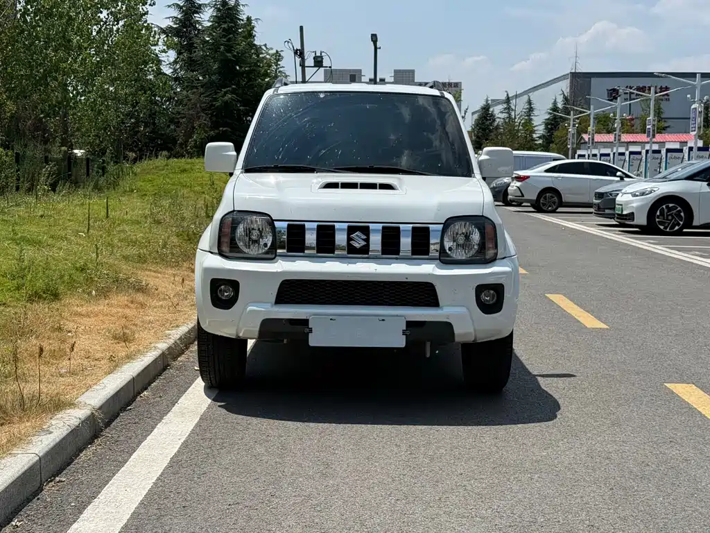 Suzuki Jimny — миниатюра 2