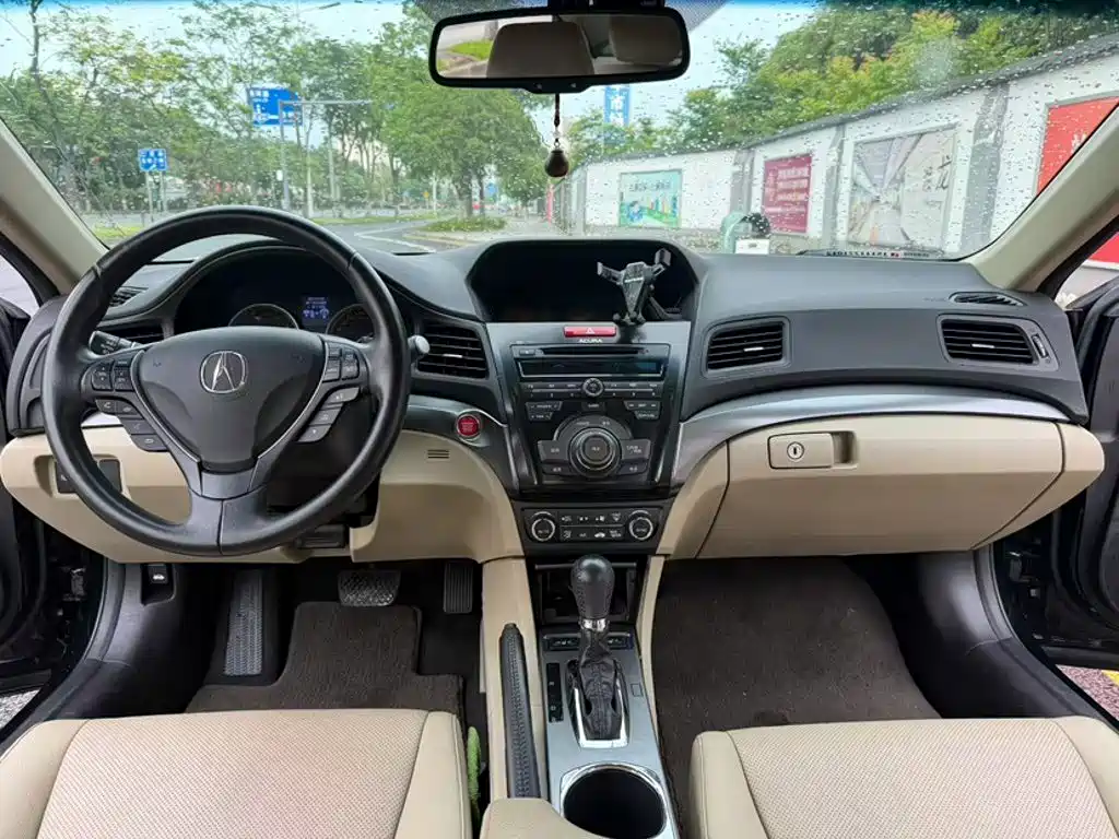 Acura ILX — миниатюра 8