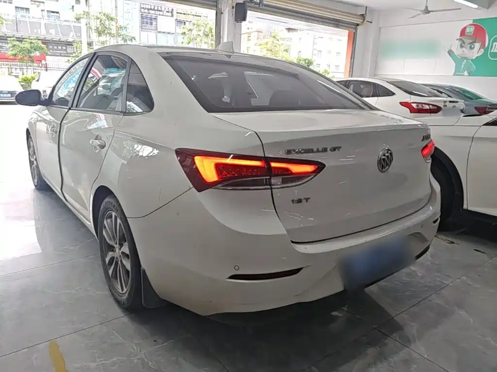 Buick Excelle 2019 18T AT Elite VI