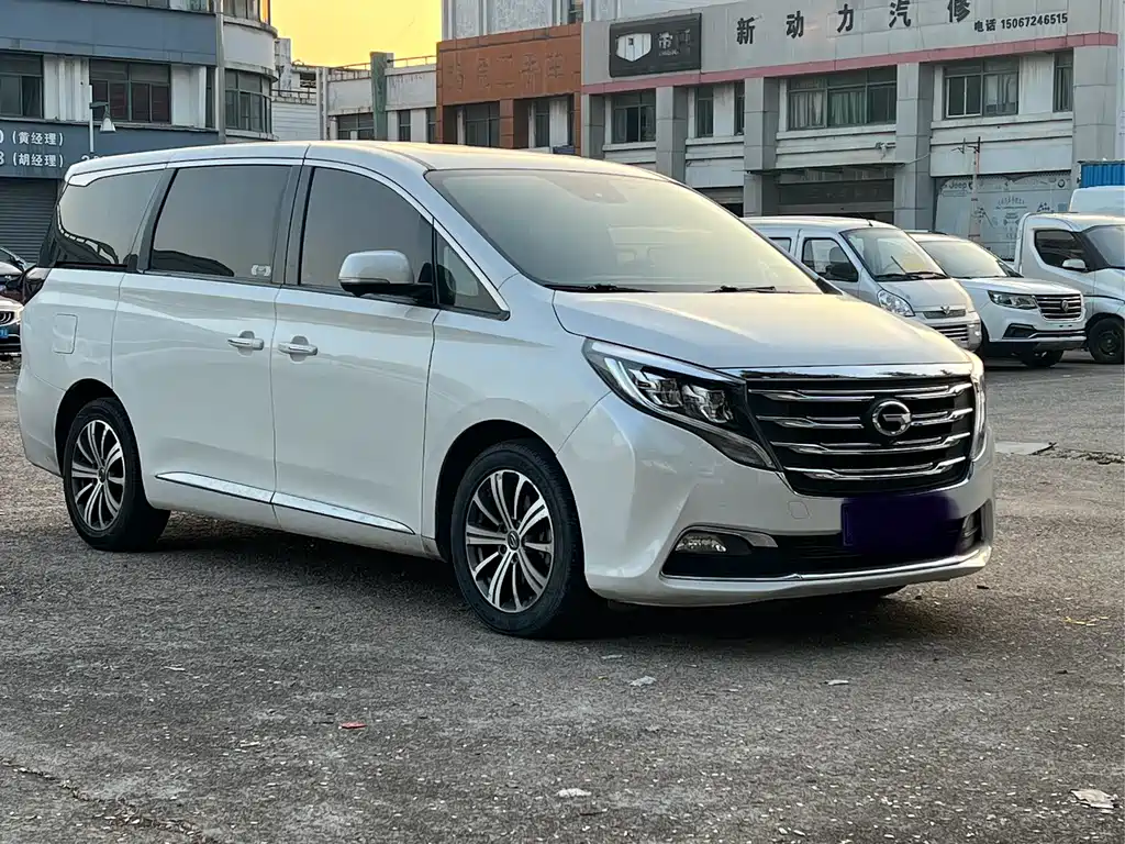 GAC TRUMPCHI M8