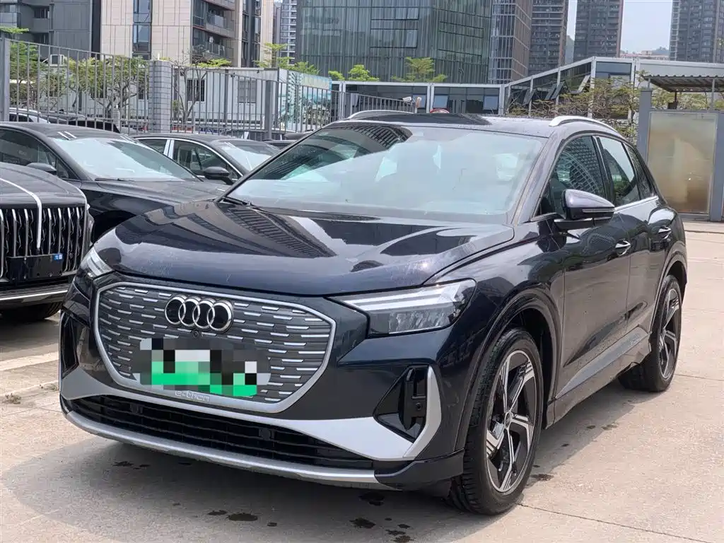 Audi Q4 e-tron 2025