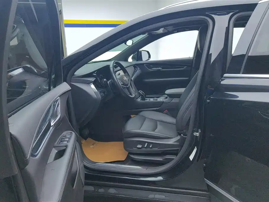 Cadillac XT5 2022 2.0T Luxury