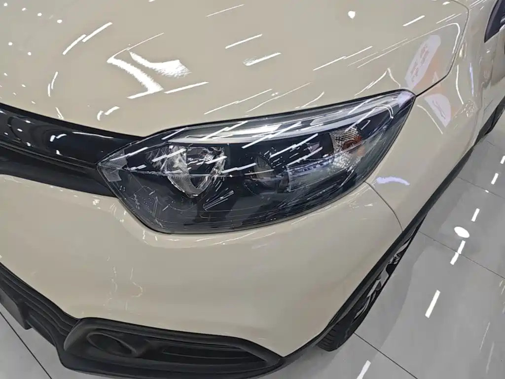 Renault Captur — миниатюра 24