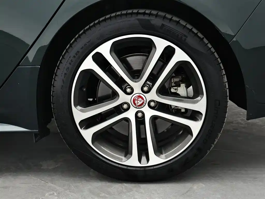 Jaguar XEL 2024 2.0T 250PS R-DYNAMIC S Sport