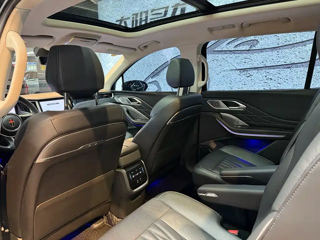 Hongqi HS7 PHEV 2024 2.0T PHEV 6 мест