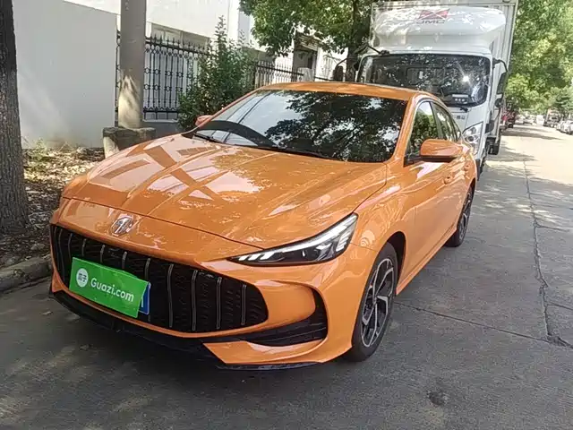 2025 MG 5