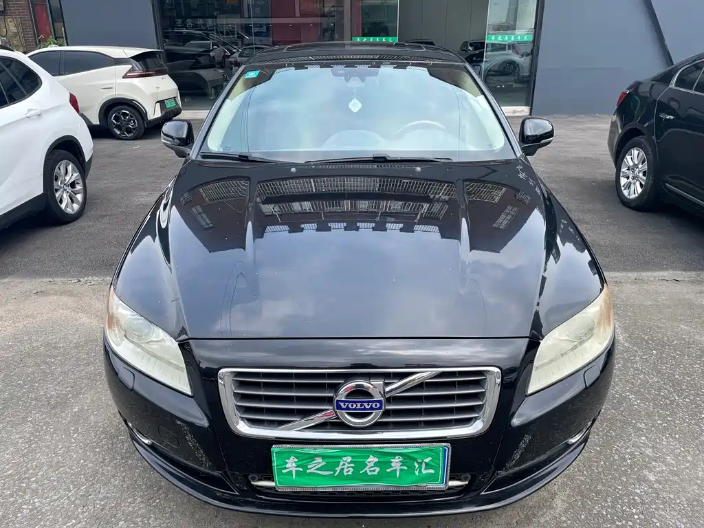 Volvo S80L — миниатюра 2
