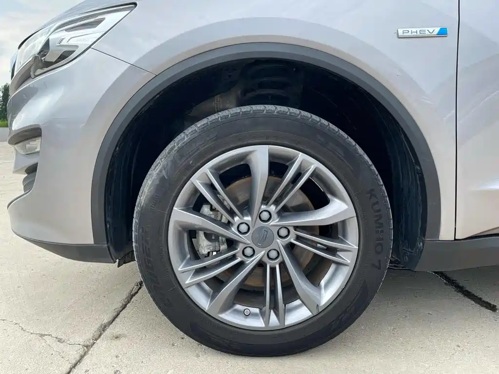 Geely Jia Ji New Energy — миниатюра 9