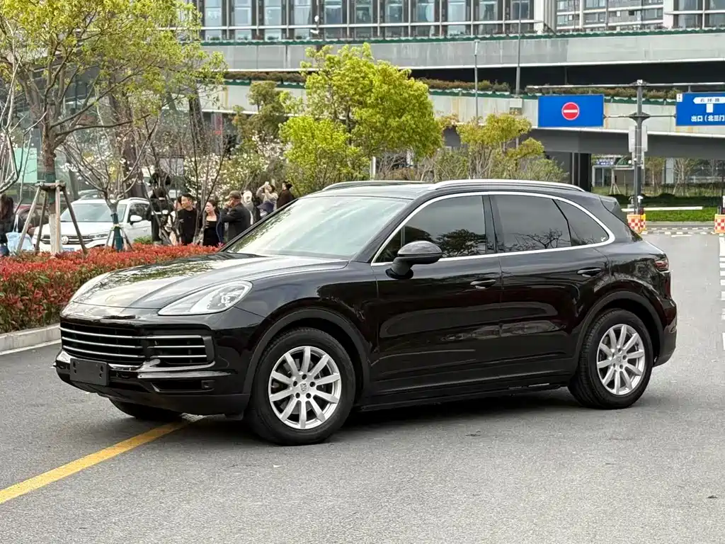 Porsche Cayenne 2020