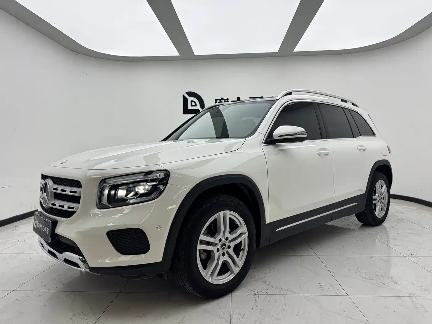 Mercedes-Benz GLB 2023 Белый из Китая, фото 6