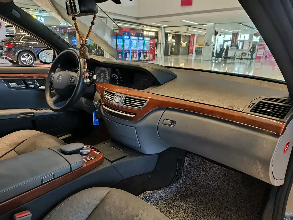 Mercedes-Benz S-Class S 2006 S 350