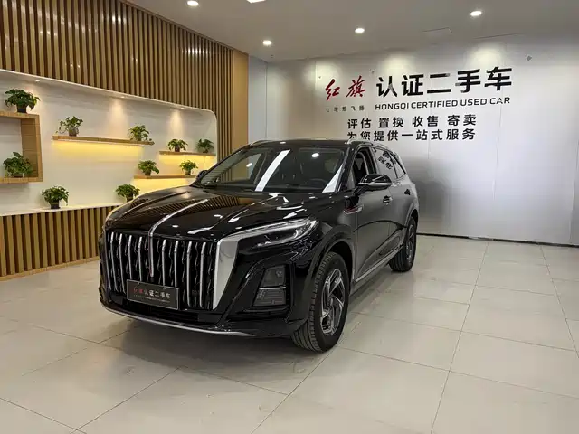 RED FLAG HONGQI HS3 2024