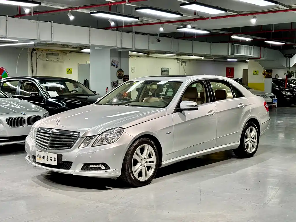 Mercedes-Benz E-Class (Import) 2010