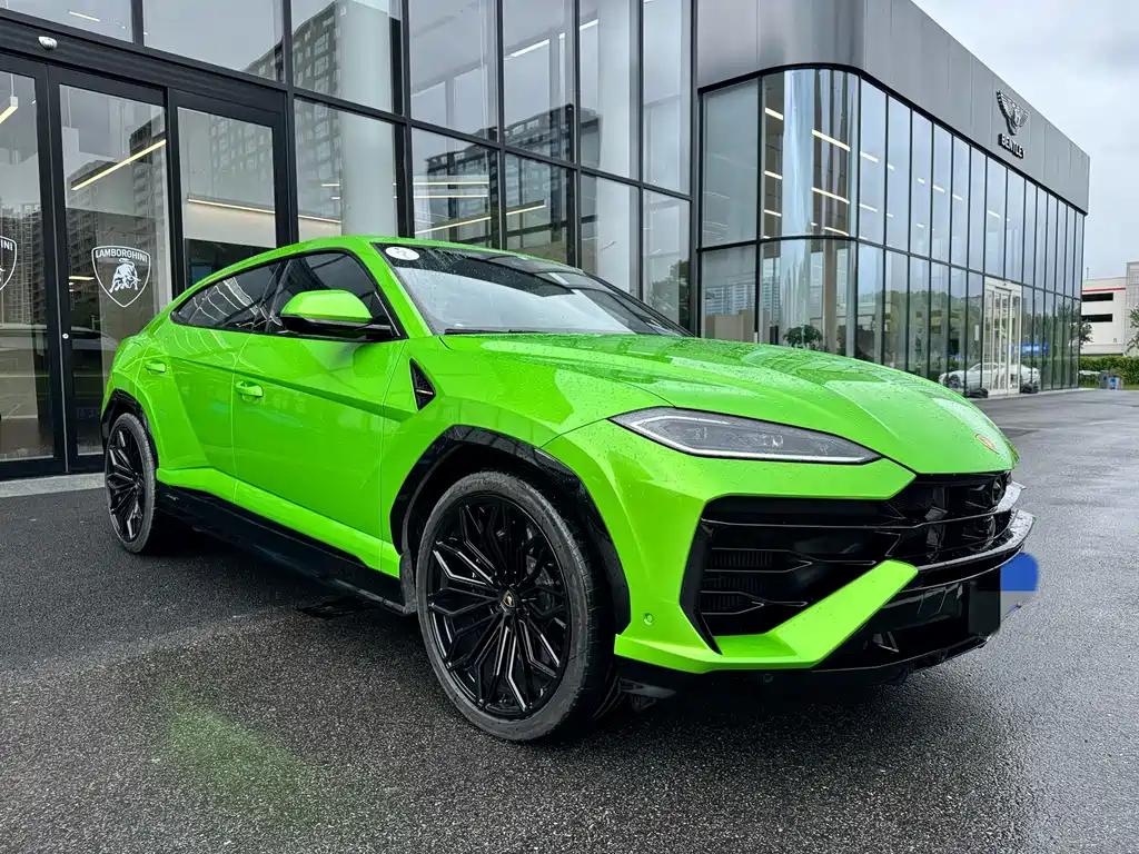 Lamborghini Urus SE 2025 4.0T Standard
