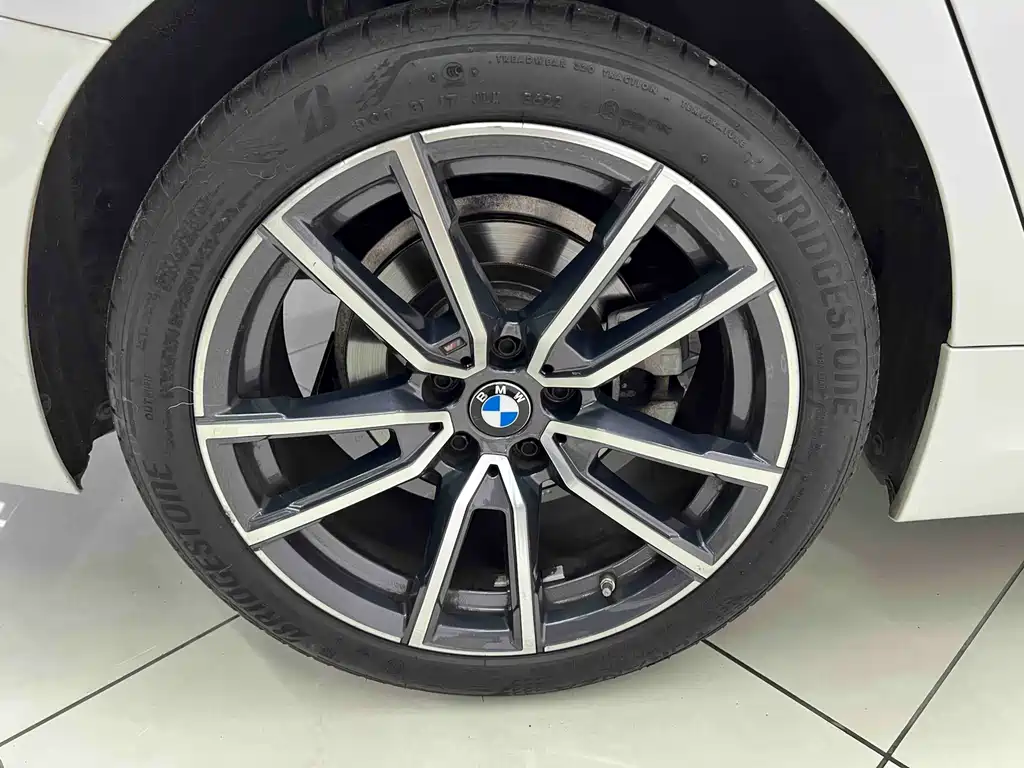 BMW 3 Series — миниатюра 21