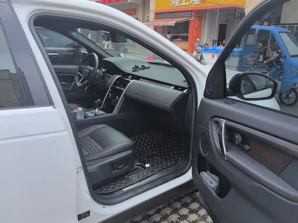 Land Rover Discovery Sport — миниатюра 18
