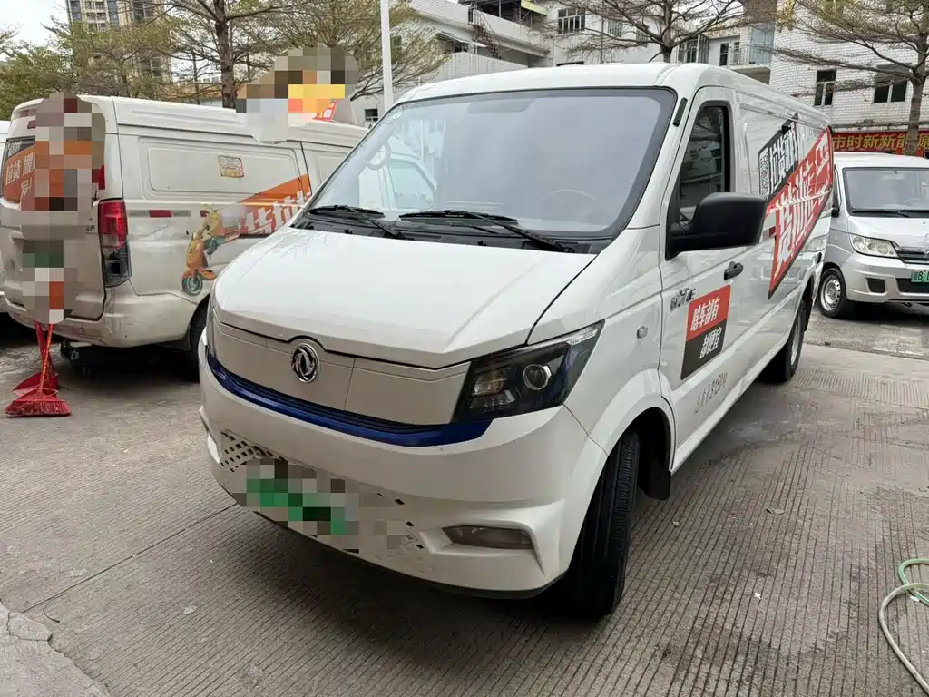 Dongfeng EM27