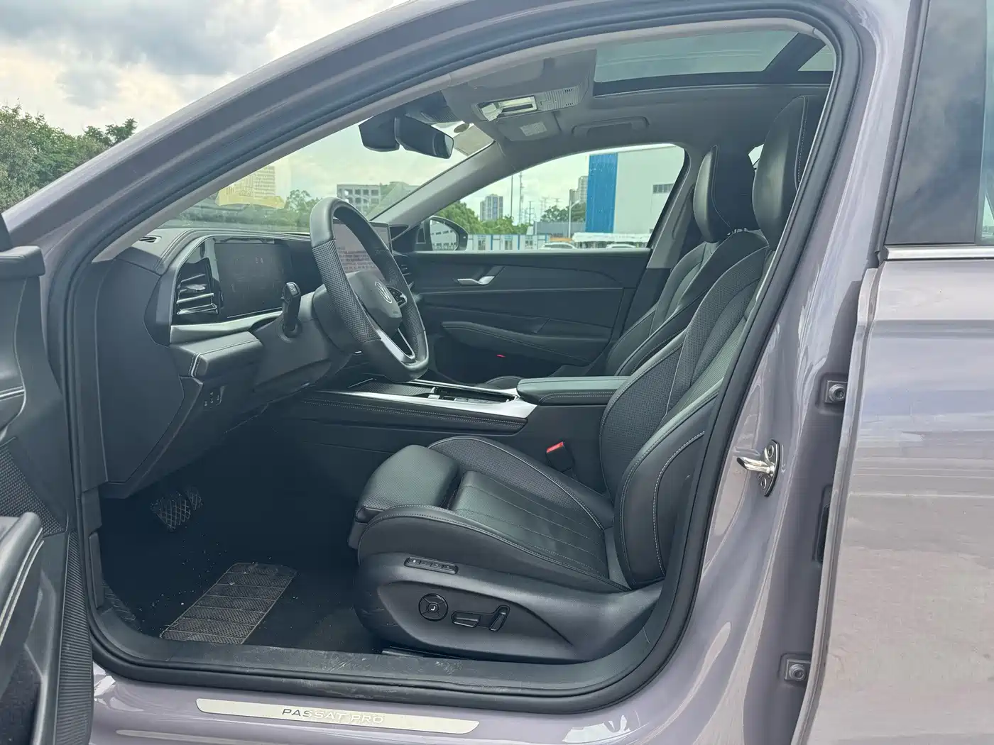 Volkswagen Passat 2024 Silver/gray из Китая