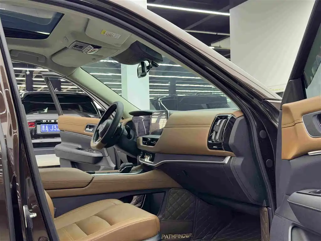 Nissan Teramont — миниатюра 10