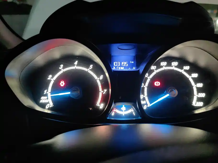 Ford Fiesta — миниатюра 14