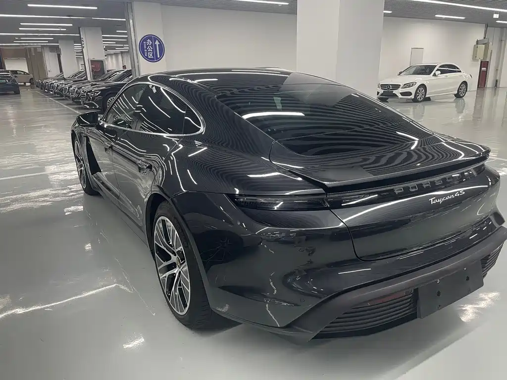 Porsche Taycan 2020 Taycan 4S