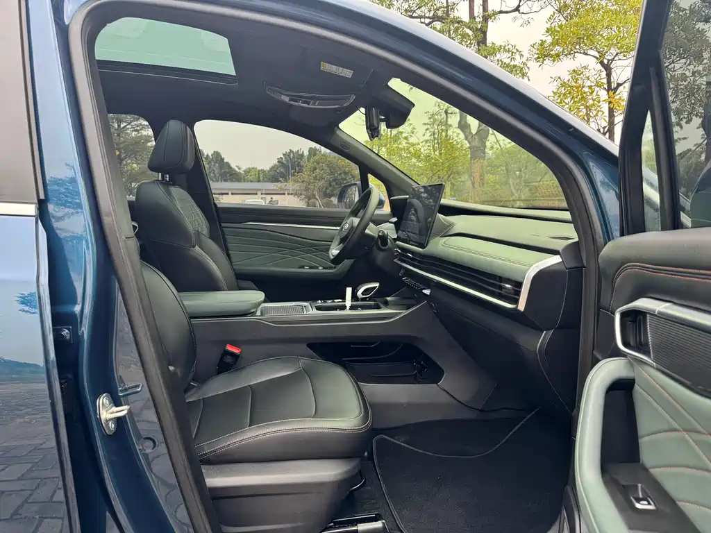 GEELY AUTOMOBILE HAOYUE L