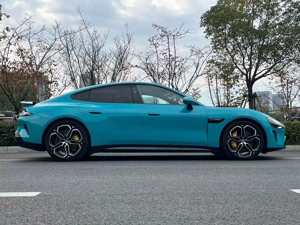 XIAOMI CAR XIAOMI SU7