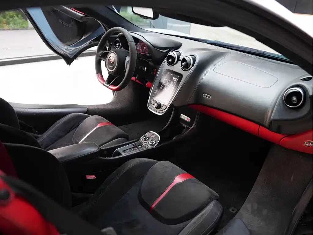 McLaren 570 — миниатюра 11