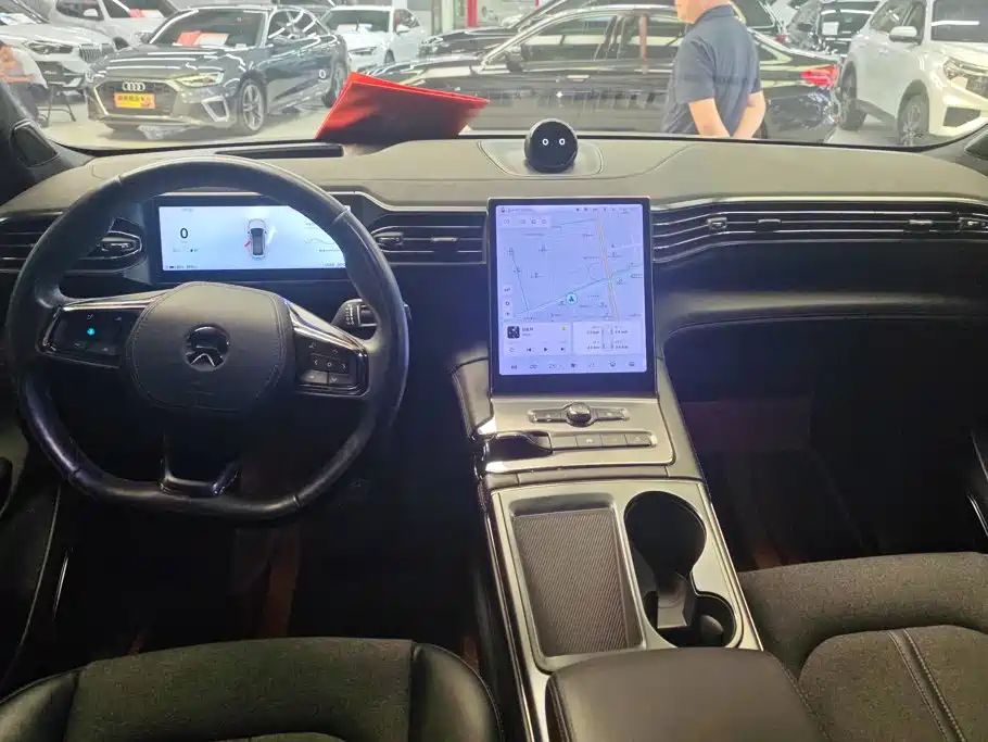NIO EC6 — миниатюра 12