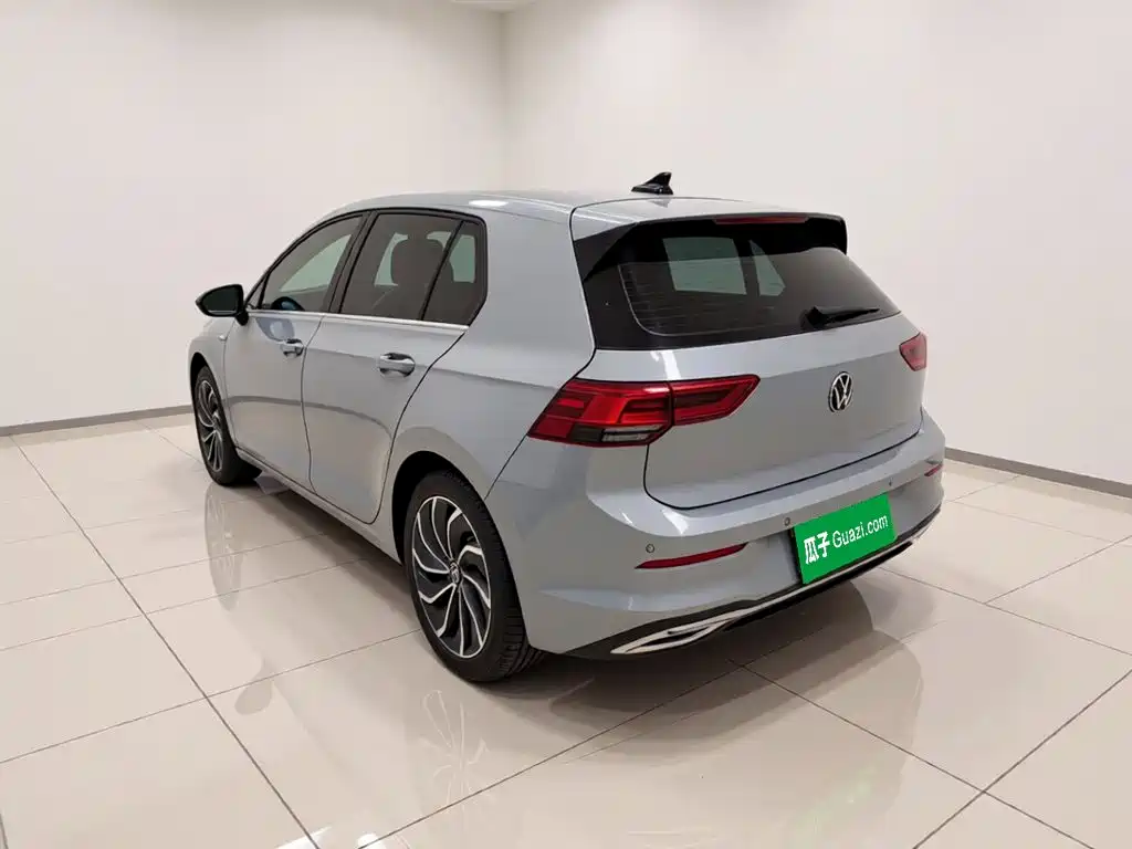 Volkswagen Golf — миниатюра 4