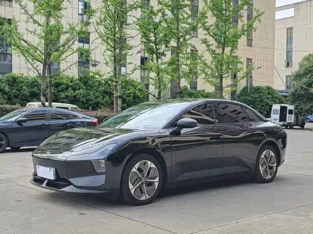 2025 Xpeng Mona M03