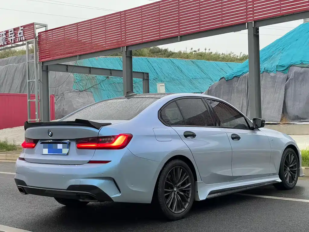 BMW 3 Series — миниатюра 7