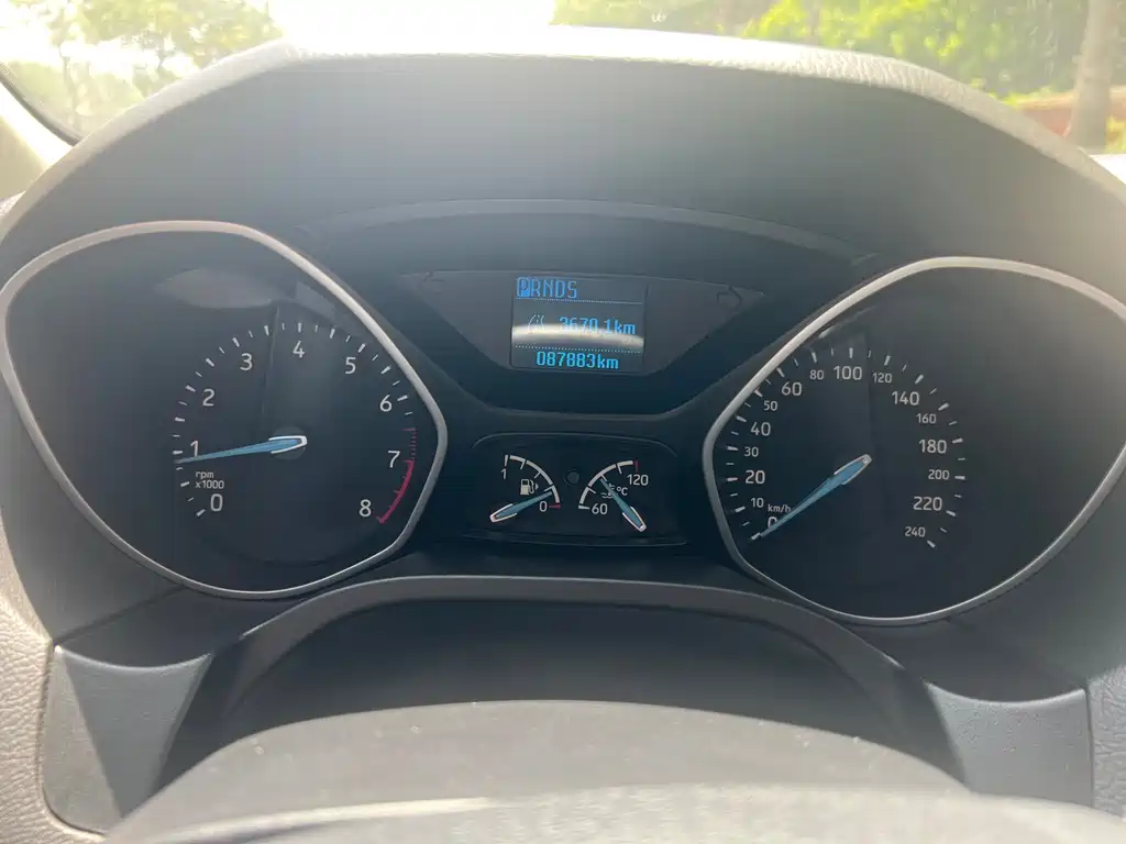 Ford Focus Sedan 1.6L Auto Comfort Type Smart Drive Edition, фото 14