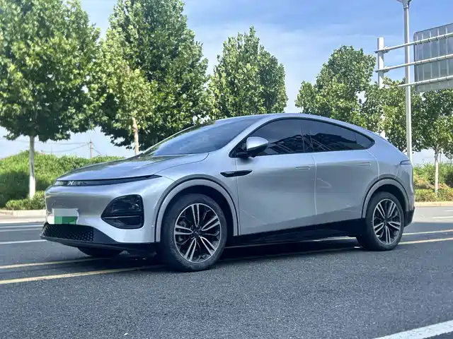 2023 Xpeng G6