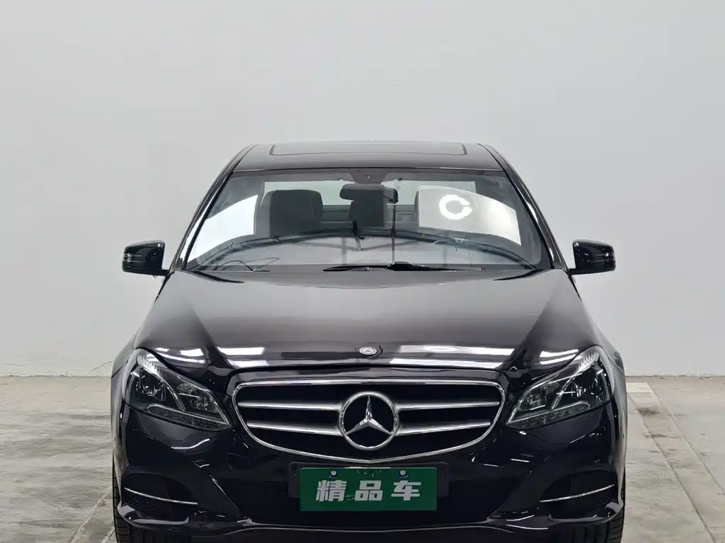 Mercedes-Benz E-Class — миниатюра 2