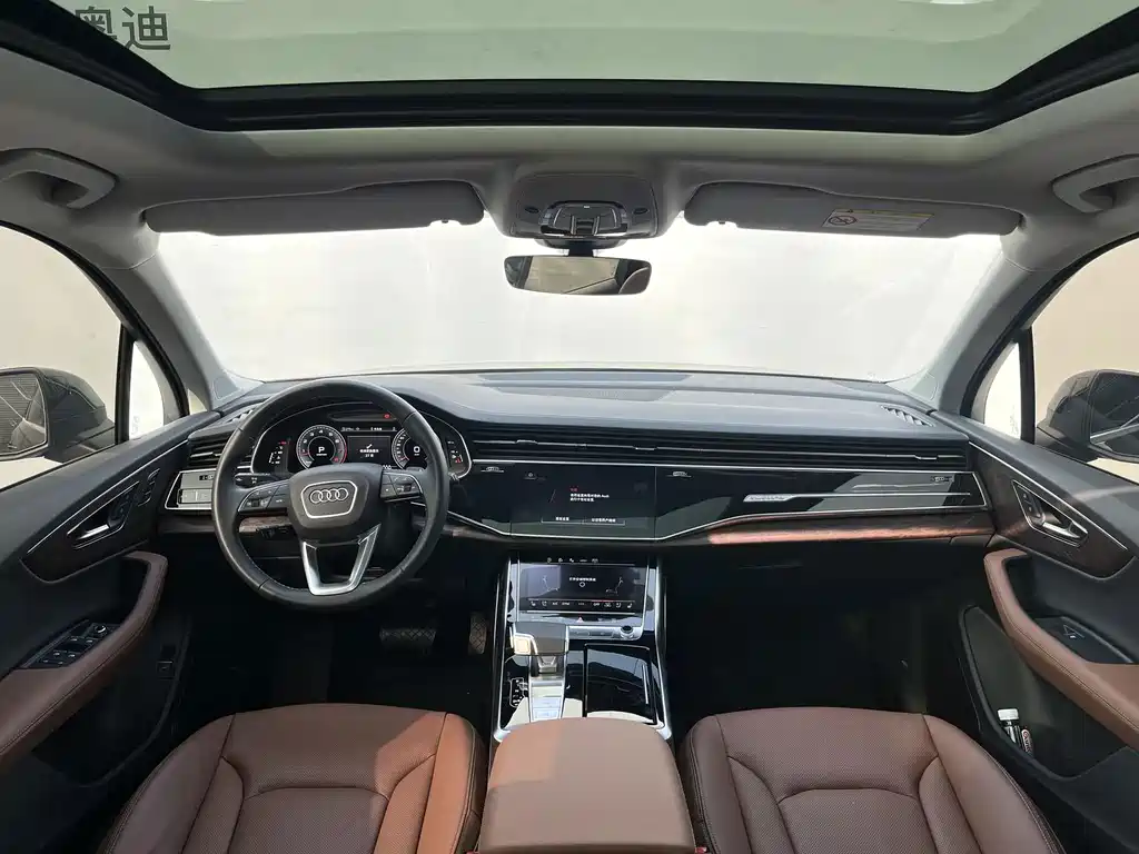 Audi Q7 — миниатюра 8