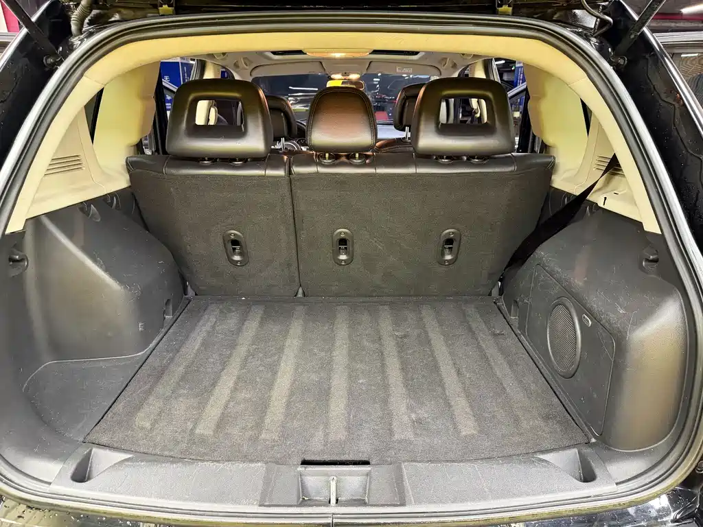 Jeep Compass (Import) — миниатюра 30