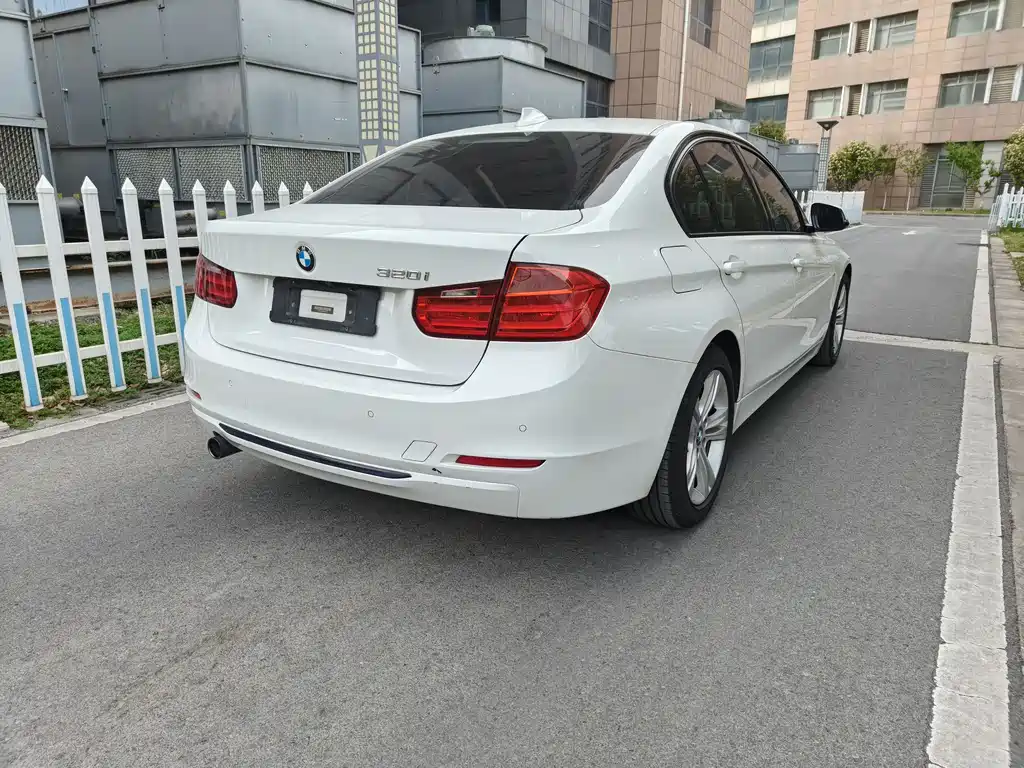 BMW 3 Series 3 2014 320i Sport