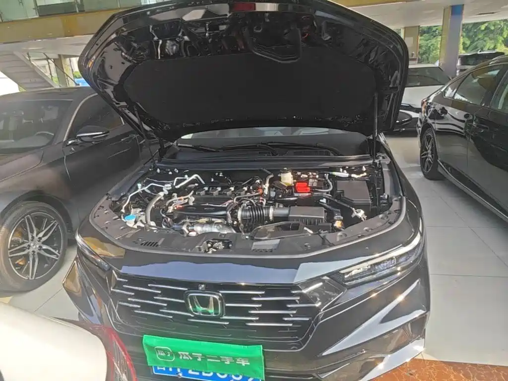 Honda Accord — миниатюра 20