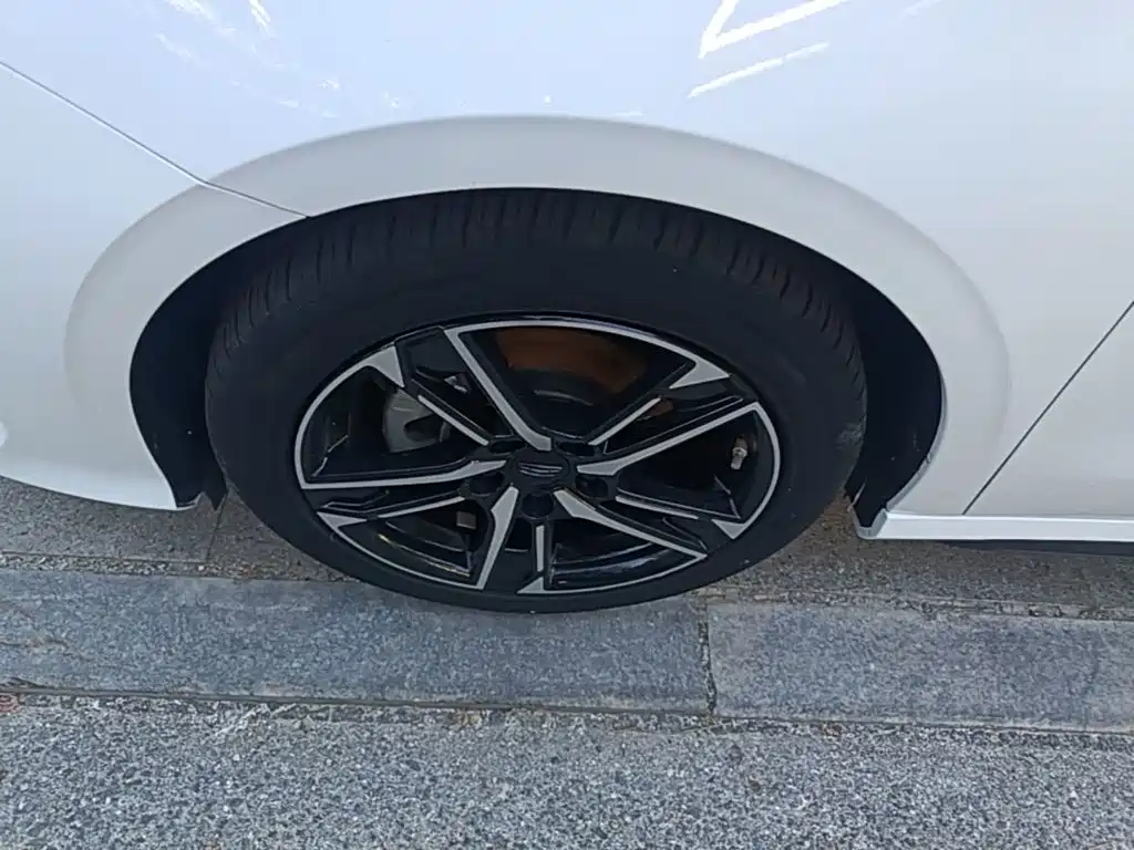 Geely Binrui — миниатюра 23