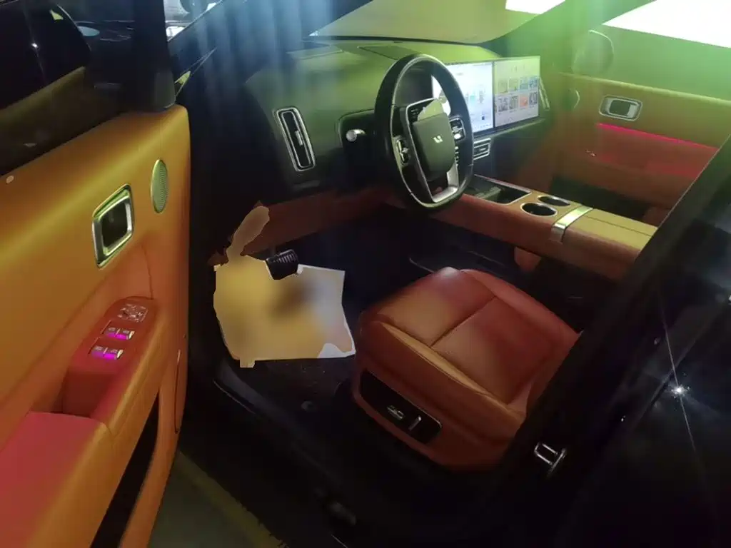 Li Auto Li L8 — миниатюра 16