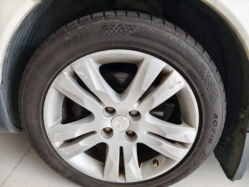 Peugeot 3008 — миниатюра 10